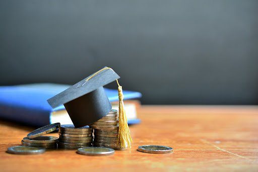 Quelles sont les aides financières destinées aux étudiants de la région Grand Est ?